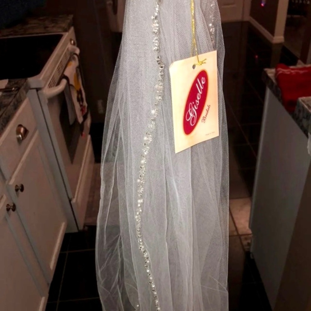 Giselle Brida Veil